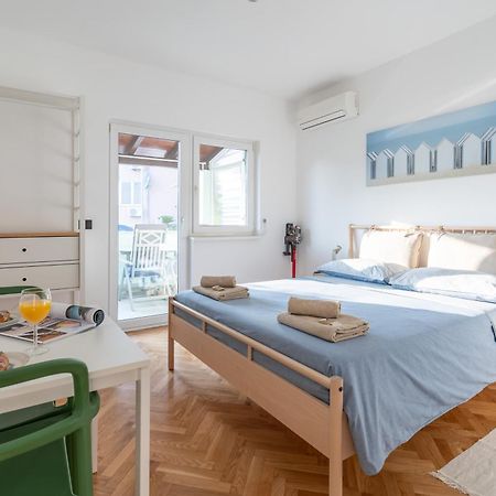 New! D31 Studio W2 Bikes, Sunny Terrace & Parking Ровинь Экстерьер фото